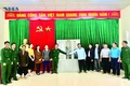 Hình ảnh đẹp của cán bộ tín dụng chính sách vùng biên