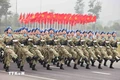 Trực thăng kéo cờ diễn tập cho lễ kỷ niệm 50 năm thống nhất đất nước