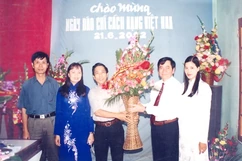 Luyến tiếc và tự hào