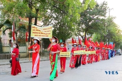 Phụ nữ các dân tộc tỉnh Thanh rộn ràng ngày hội non sông