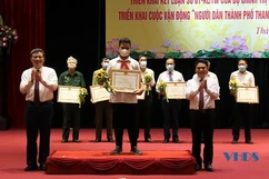 Nhân lên một tấm gương sáng