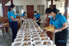 Hơn 5.000 suất cơm cho người đang thực hiện cách ly và lực lượng làm nhiệm vụ tại khu cách ly tập trung tại Nông Cống