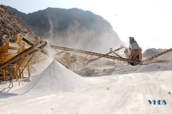 Sản xuất cát nhân tạo tận dụng tối đa nguồn tài nguyên sẵn có trên địa bàn