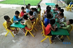 “Nuôi em Thanh Hóa” đem đến bữa cơm ấm lòng trẻ em có hoàn cảnh khó khăn ở vùng cao