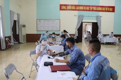 Thị xã Bỉm Sơn: 13.820 trường hợp được tiêm vắc xin phòng dịch COVID-19.