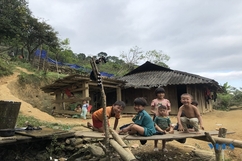 “Công viên” không trò chơi của những đứa trẻ vùng cao