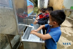 Quan Sơn: Trên 96,6% hộ dân được sử dụng nước hợp vệ sinh