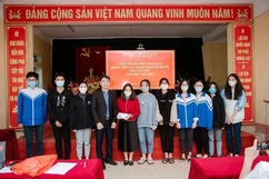 Nữ sinh Như Thanh  đa tài,  có duyên với các môn tự nhiên