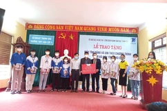 Trường THPT Hậu Lộc 4:  Thêm động lực dạy và học nhờ chương trình “Sóng và máy tính cho em”