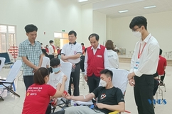 Sinh viên ngành Y tổ chức chương trình hiến máu tình nguyện