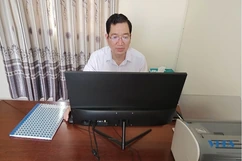 Hiệu trưởng vùng cao học và làm theo lời Bác dạy