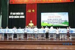Huyện Quảng Xương trao học bổng, góc học tập, xe đạp cho trẻ mồ côi, khuyết tật có hoàn cảnh đặc biệt khó khăn