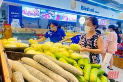 Giá rau xanh tăng cao