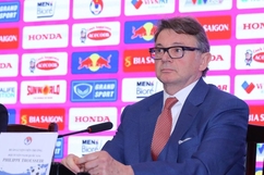 Đội tuyển bóng đá Việt Nam có tân huấn luyện viên Philippe Troussier:  MỤC TIÊU VÀ THỰC TẾ