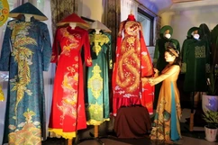 Phụ nữ và ngày 8 tháng 3