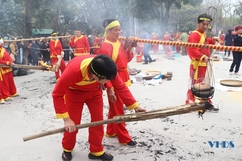 Sôi nổi Hội thi “Nấu cơm truyền thống” tại Lễ hội Sòng Sơn - Ba Dội