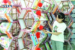 Làng nghề làm đèn Trung thu ở Mật Sơn
