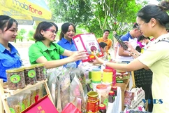 Hương vị vùng cao Mường Lát: Thịt trâu gác bếp Dì Ốc