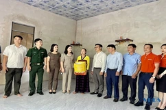 Những ngôi nhà đại đoàn kết nơi vùng cao Mường Lát