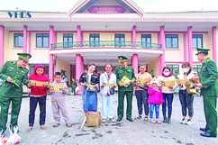 Đấu tranh triệt phá các loại tội phạm khu vực vùng biên