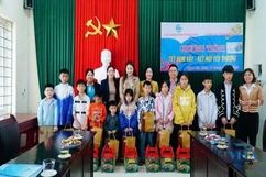 Ý nghĩa chương trình “Mẹ đỡ đầu - Kết nối yêu thương” cho trẻ em huyện Ngọc Lặc