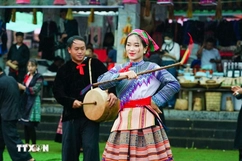 Rộn ràng “Sắc màu văn hóa các dân tộc Việt Nam” trong tháng Tư
