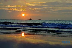 Màu tháng 5: Nắng khai sinh