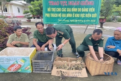 Tình quân dân trên tuyến biên giới