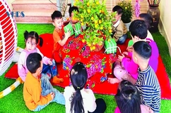 Xuân trong trường học
