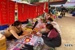 Bâng khuâng chợ tết...