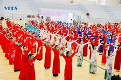Đặc sắc những màn đồng diễn dân vũ thể thao kỷ niệm Ngày Quốc tế phụ nữ 8/3