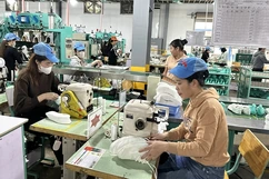 “Nhảy việc” ở người trẻ: Được và mất gì?