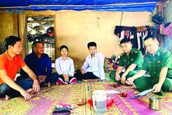 Gắn kết tình thân nơi biên giới