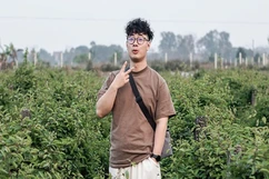 Đường đến thành công không đo bằng ánh đèn đô thị