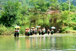 Sôi động những tour du lịch ngắn ngày
