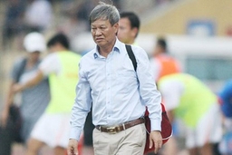 Khúc vĩ thanh buồn nơi sân cỏ