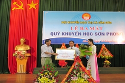 “Quỹ Khuyến học Sơn Phong”: Nâng cánh ước mơ cho con em Sầm Sơn
