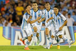 Đội bóng đá U20 Argentina sắp thi đấu giao hữu tại Việt Nam: Học hỏi về chuyên môn hay...?