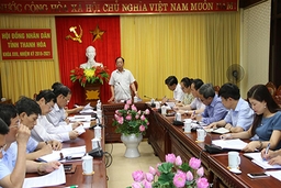 Thẩm tra tờ trình về cơ chế, chính sách thu hút bác sỹ về làm việc tại Thanh Hóa
