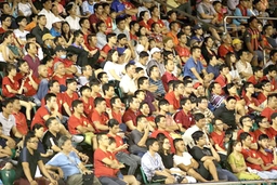 V.League 2017: Tranh tối tranh sáng