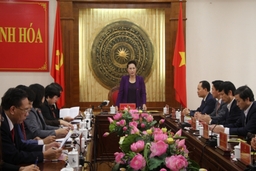 Chủ tịch Quốc hội Nguyễn Thị Kim Ngân thăm và làm việc tại Thanh Hóa