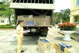 Trạm CSGT Quảng Xương: Phát hiện, thu giữ 2.460 bao thuốc lá nhập lậu