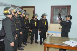 Lực lượng Cảnh sát Bảo vệ và Cơ động: Những người thức cho dân ngủ, gác cho dân vui chơi