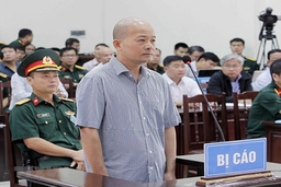 Tuyên phạt bị cáo Đinh Ngọc Hệ 12 năm tù giam
