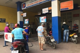 Xăng dầu đồng loạt tăng giá từ chiều 6/10