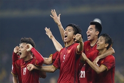 Thủ hòa Malaysia, tuyển Việt Nam chiếm ưu thế giành AFF Cup