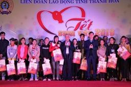Âm áp “Tết sum vầy 2019” cho công nhân lao động