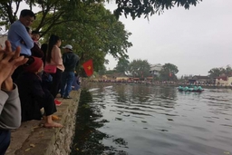Tưng bừng Lễ hội đua thuyền xã Hoằng Đạt