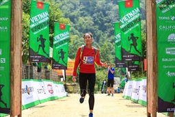 Gần 1.000 vận động viên tranh tài tại Giải Marathon băng rừng Việt Nam - Pù Luông 2019