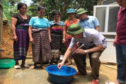 Tăng cường công tác phòng chống dịch bệnh cho nhân dân vùng lũ